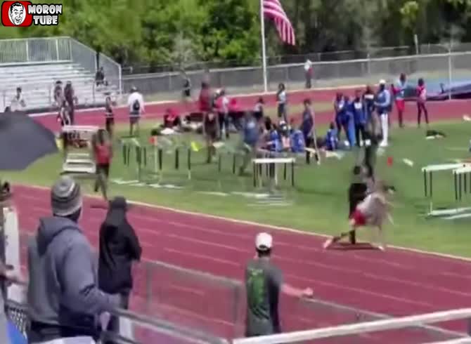 Video :Methods for winning a race and destroying the opposition